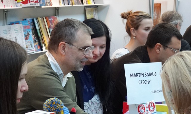 Martin Šmaus na stánku Czeskych Klimatů ve Vratislavi v prosinci 2013.